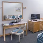 Resort Palm & 4*