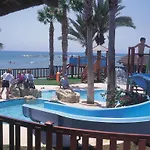 Palm & Resort Larnaca