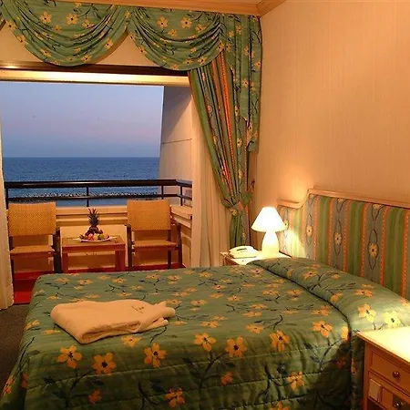 Rezort Palm Beach & 4*