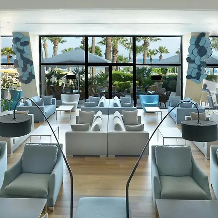 Rezort Palm Beach & 4*