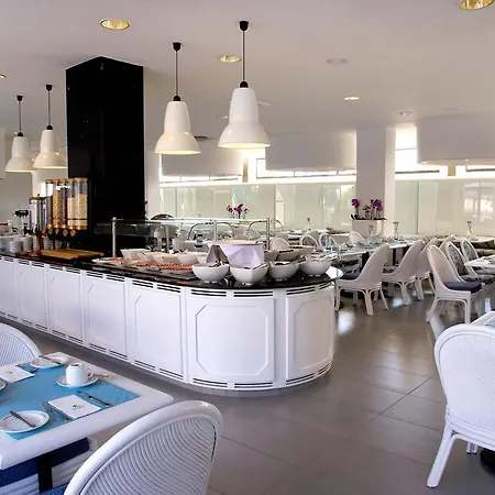 Rezort Palm Beach & Larnaca