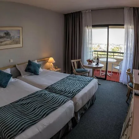 Rezort Palm Beach &