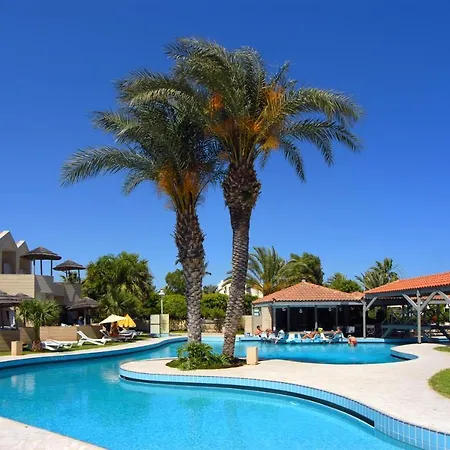 Rezort Palm Beach & 4*
