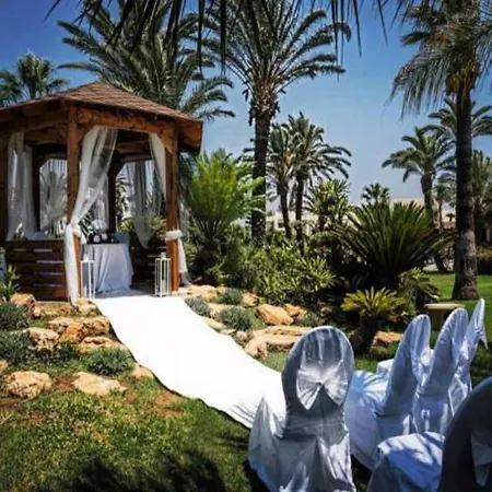 Palm & Θέρετρο 4*