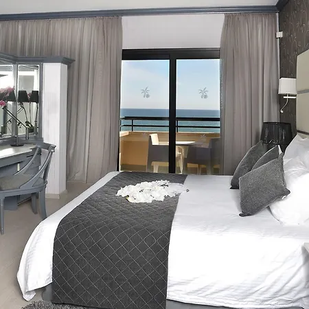 Palm & Θέρετρο 4*