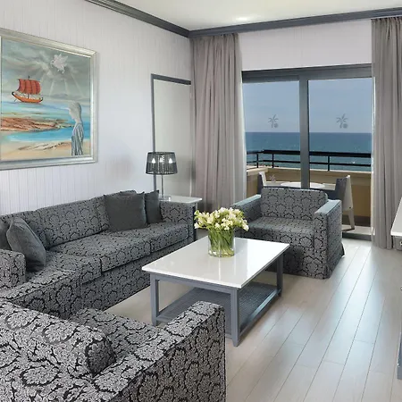 Palm & 4* Λάρνακα