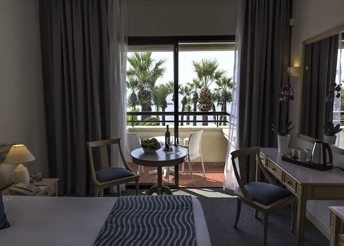 Palm & Курортний комплекс 4*