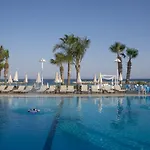 Palm & 4* Ларнака