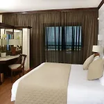 Курортний комплекс Palm & Ларнака